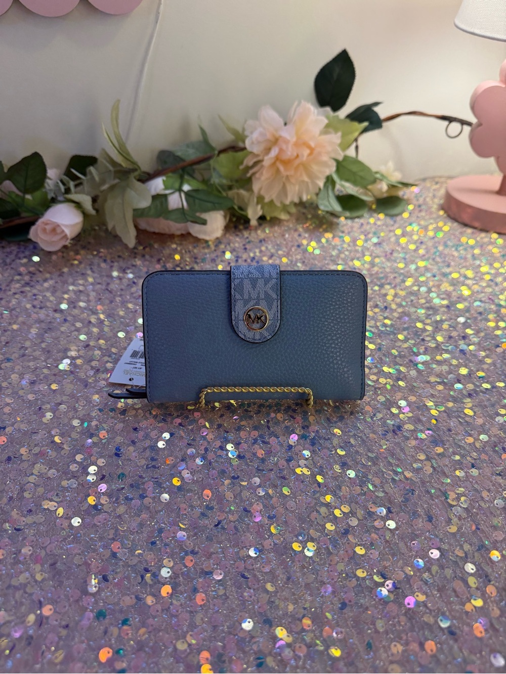 NWT Michael Kors Jet Set Pebbled Leather Bifold Wallet in “Chambray”